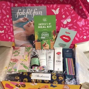 NEW 2020 Spring Fab Fit Fun box